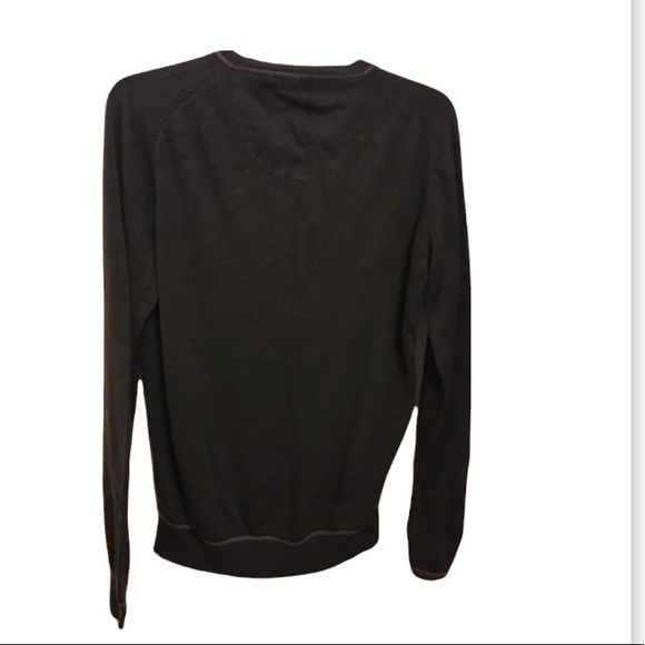 NWT Men F&F V Neck Knit Sweater. Size XL - Picture 2 of 3